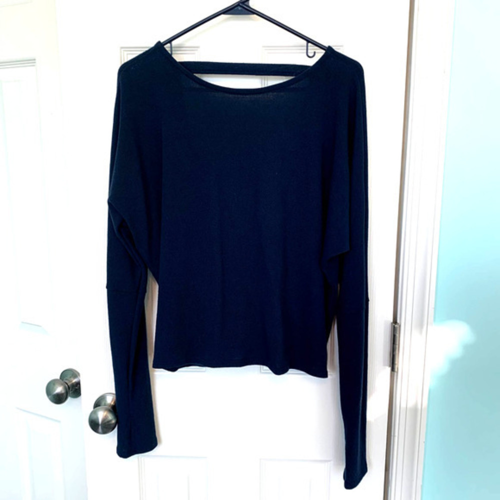 Jolie Navy Blue Long Sleeve Wrap Top Women's Size S/M